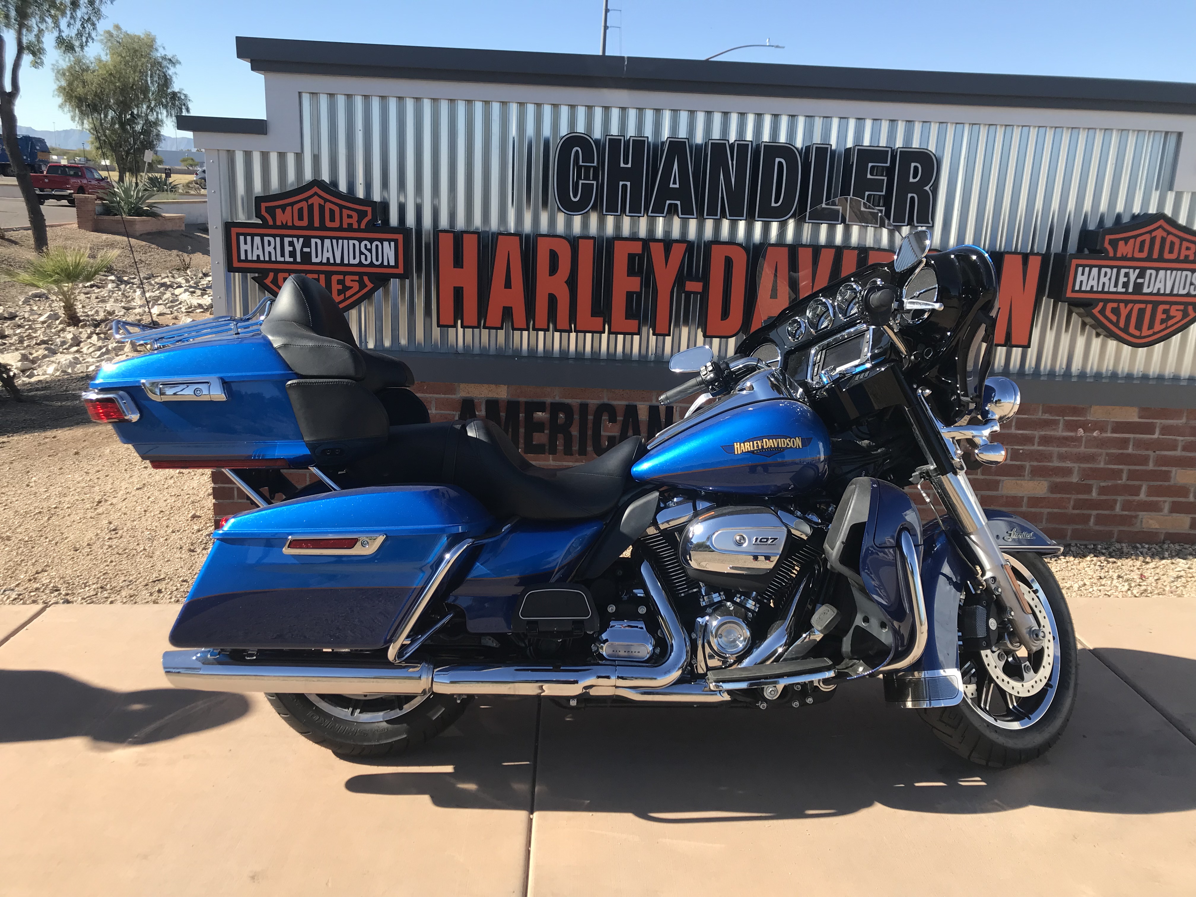 harley ultra limited low