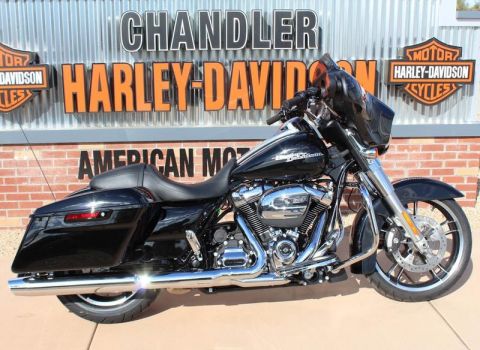 New 2019 Harley-Davidson Street Glide in Chandler #D83980 | Chandler